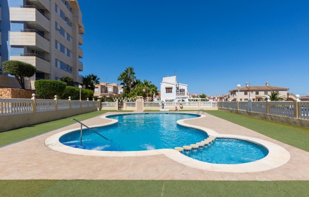 Resale - Villa - Torrevieja - Costa Blanca