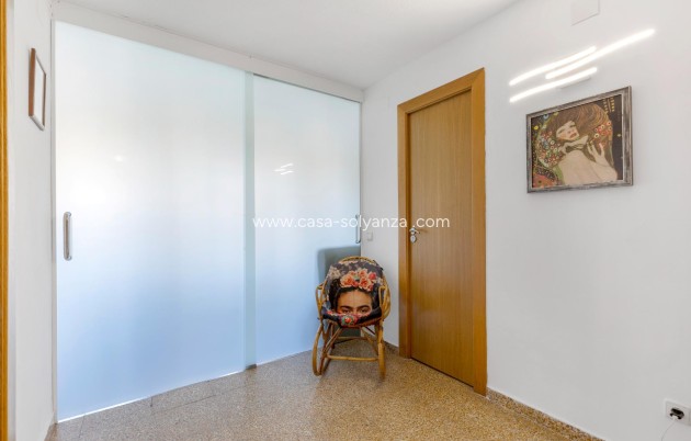 Resale - Apartment / flat - Torrevieja - Costa Blanca
