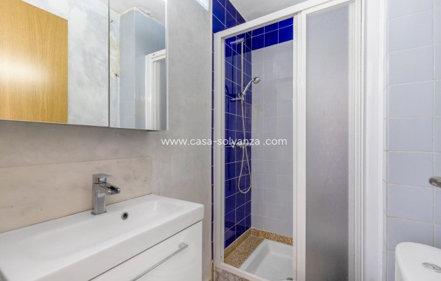 Resale - Apartment / flat - Torrevieja - Costa Blanca