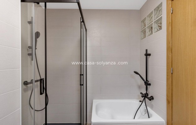 Resale - Apartment / flat - Torrevieja - Costa Blanca