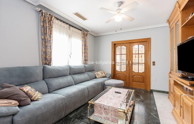 Resale - Villa - Torrevieja - Costa Blanca