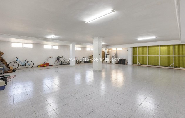 Resale - Villa - Torrevieja - Costa Blanca