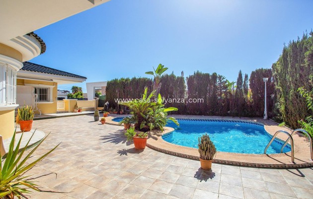 Resale - Villa - Torrevieja - Costa Blanca