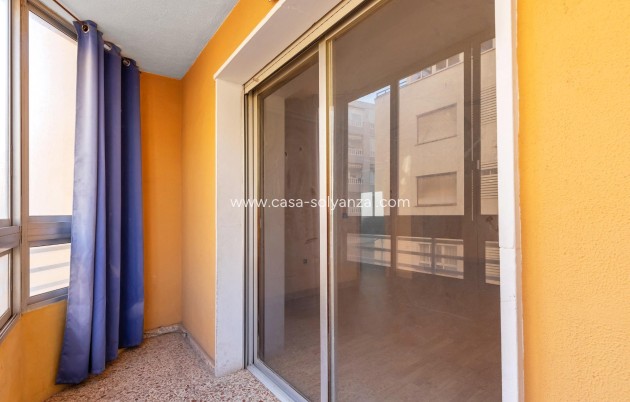 Resale - Apartment / flat - Torrevieja - Costa Blanca