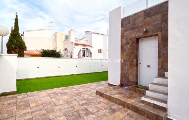 Wiederverkauf - Bungalow - Orihuela Costa - Costa Blanca