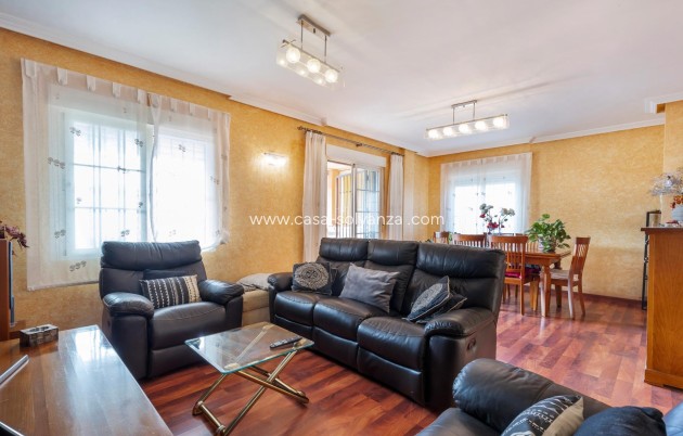 Resale - Villa - Torrevieja - Costa Blanca