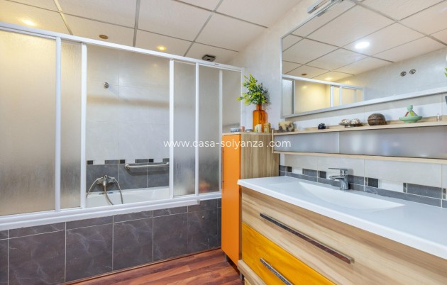 Resale - Villa - Torrevieja - Costa Blanca