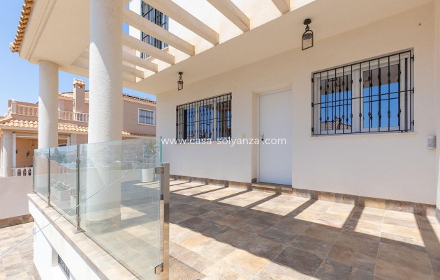 Resale - Villa - Torrevieja - Costa Blanca