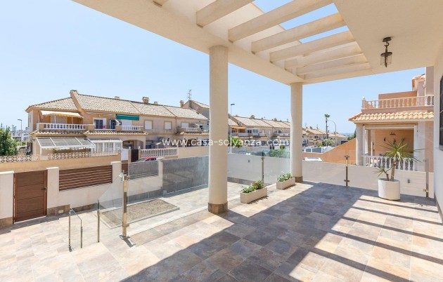 Resale - Villa - Torrevieja - Costa Blanca