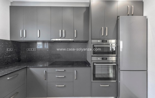 Resale - Villa - Torrevieja - Costa Blanca