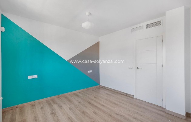 Resale - Villa - Torrevieja - Costa Blanca