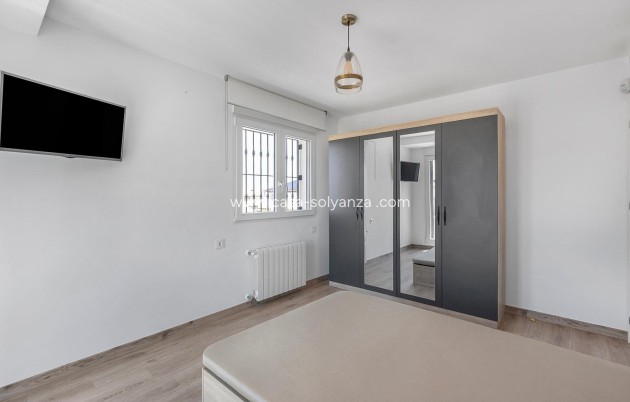 Resale - Villa - Torrevieja - Costa Blanca