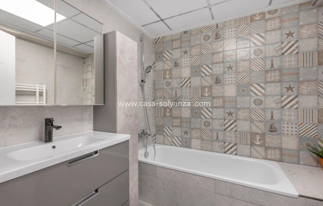 Resale - Villa - Torrevieja - Costa Blanca