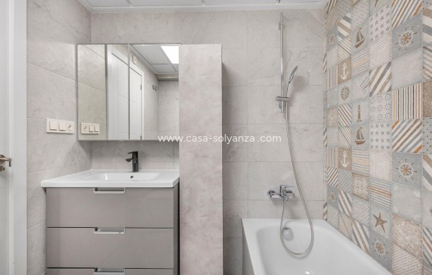 Resale - Villa - Torrevieja - Costa Blanca