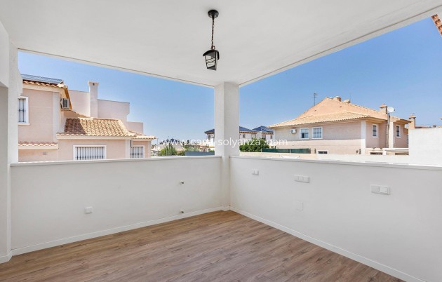 Resale - Villa - Torrevieja - Costa Blanca