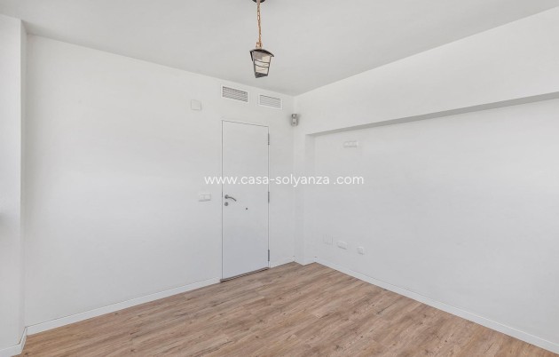 Resale - Villa - Torrevieja - Costa Blanca