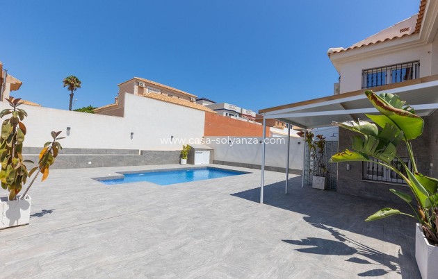 Resale - Villa - Torrevieja - Costa Blanca