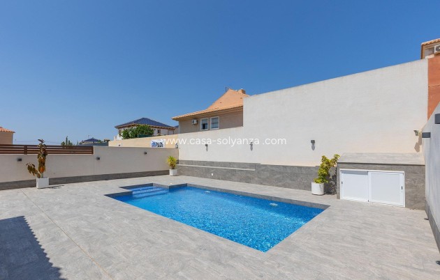 Resale - Villa - Torrevieja - Costa Blanca