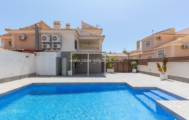 Resale - Villa - Torrevieja - Costa Blanca