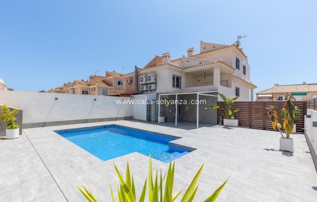 Resale - Villa - Torrevieja - Costa Blanca
