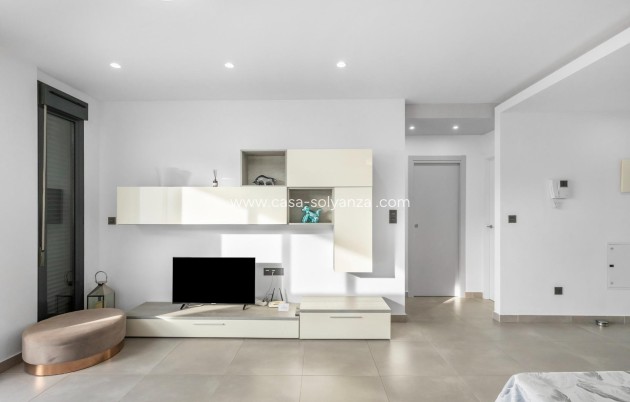 Resale - Bungalow - Torrevieja - Costa Blanca