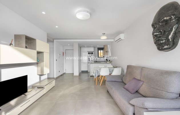 Resale - Bungalow - Torrevieja - Costa Blanca