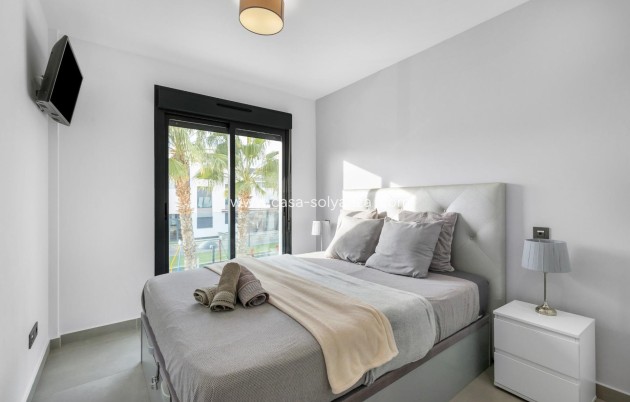 Resale - Bungalow - Torrevieja - Costa Blanca