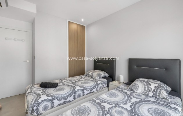 Resale - Bungalow - Torrevieja - Costa Blanca