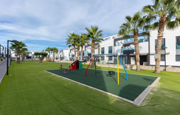 Resale - Bungalow - Torrevieja - Costa Blanca