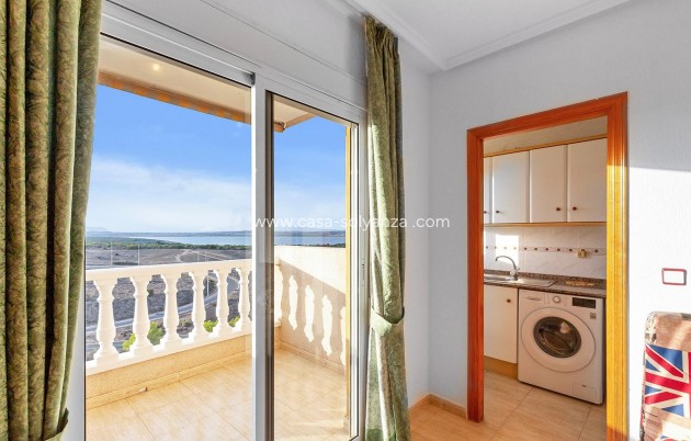 Resale - Apartment / flat - Torrevieja - Costa Blanca