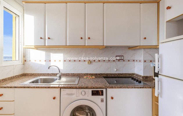 Resale - Apartment / flat - Torrevieja - Costa Blanca
