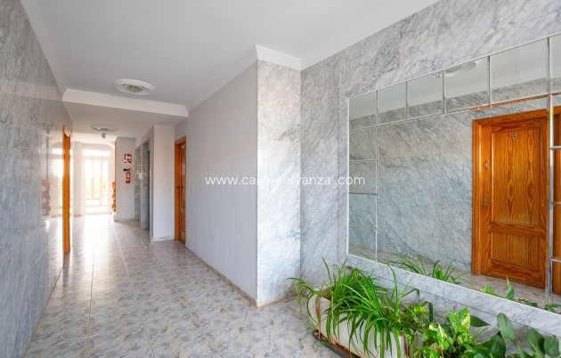 Resale - Apartment / flat - Torrevieja - Costa Blanca