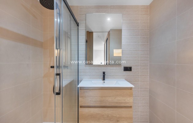 Resale - Apartment / flat - Torrevieja - Costa Blanca