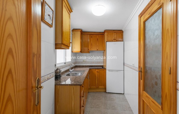 Resale - Apartment / flat - Torrevieja - Costa Blanca