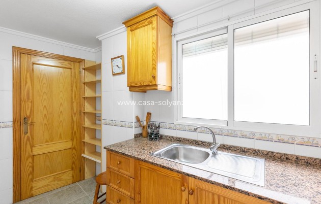 Resale - Apartment / flat - Torrevieja - Costa Blanca