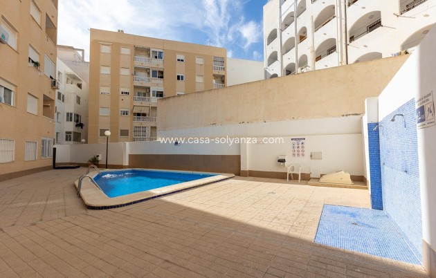 Resale - Apartment / flat - Torrevieja - Costa Blanca