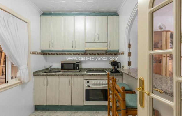 Resale - Bungalow - Torrevieja - Costa Blanca