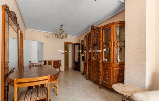 Resale - Apartment / flat - Torrevieja - Costa Blanca