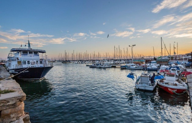 Resale - Apartment / flat - Torrevieja - Costa Blanca