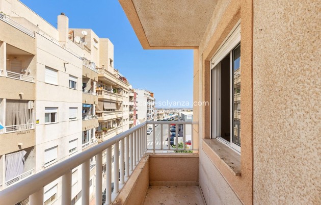 Resale - Apartment / flat - Torrevieja - Costa Blanca