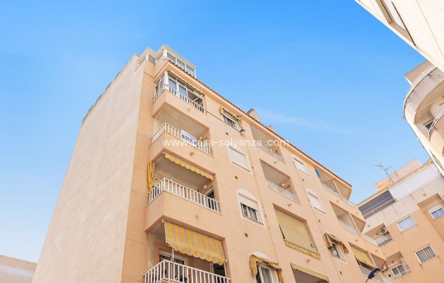 Resale - Apartment / flat - Torrevieja - Costa Blanca