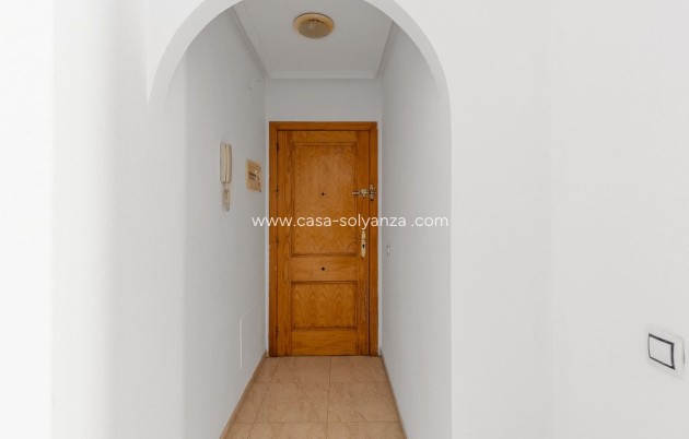 Resale - Apartment / flat - Torrevieja - Costa Blanca