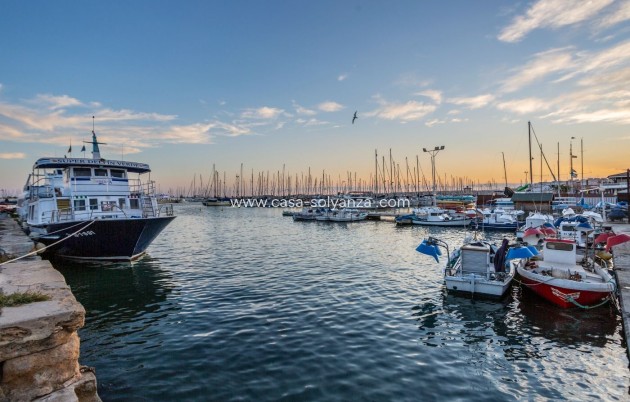 Resale - Apartment / flat - Torrevieja - Costa Blanca