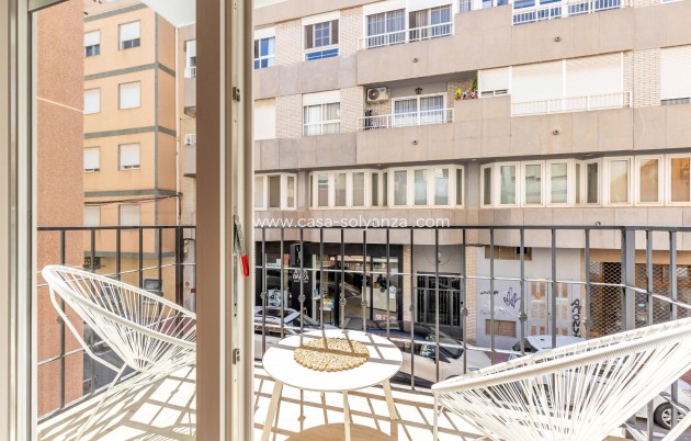 Resale - Apartment / flat - Torrevieja - Costa Blanca