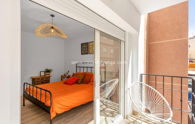 Resale - Apartment / flat - Torrevieja - Costa Blanca