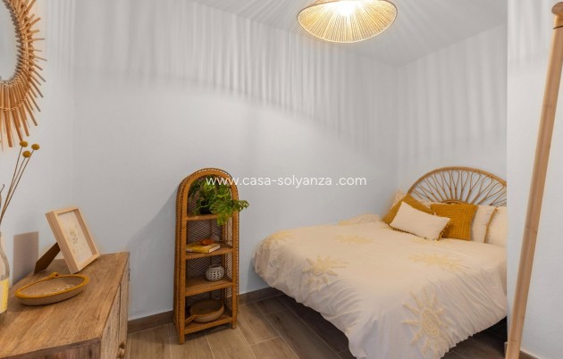 Resale - Apartment / flat - Torrevieja - Costa Blanca