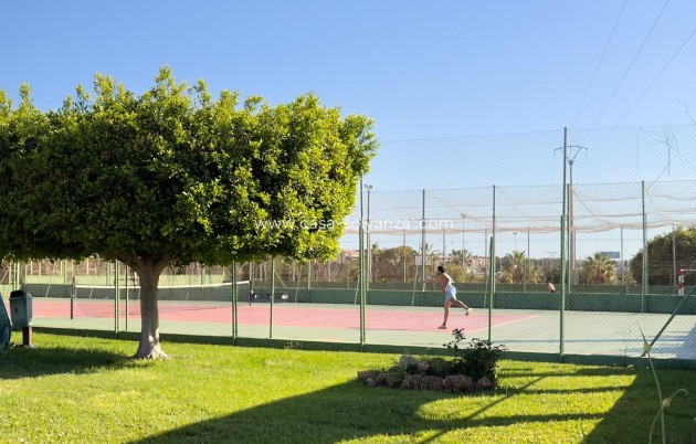 Resale - Bungalow - Torrevieja - Costa Blanca