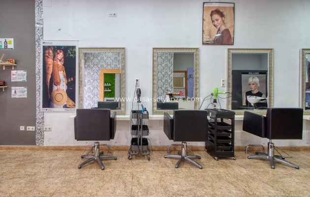 Resale - Commercial - Torrevieja - Costa Blanca