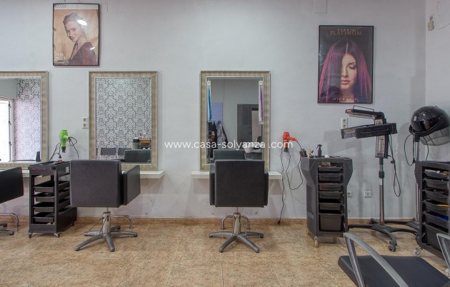 Resale - Commercial - Torrevieja - Costa Blanca