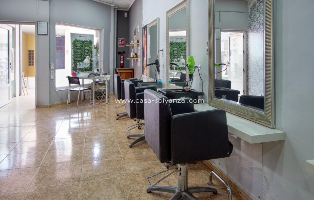 Resale - Commercial - Torrevieja - Costa Blanca
